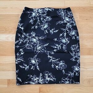 WHBM Skirt NWT!